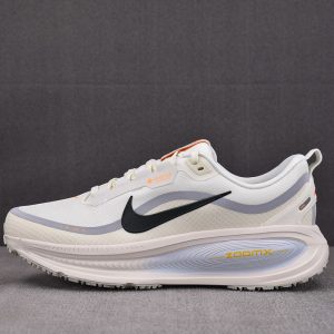 【XE공장】나이키 보메로 18 고어텍스 화이트 HQ7002-100