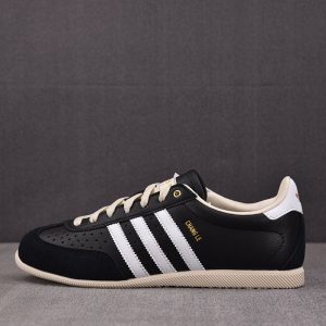 아디다스 오리지널 창러 스니커즈 블랙 화이트 KJ39360