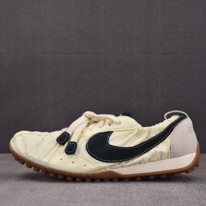 【TOP공장】나이키 x 자크뮈스 문 슈 SP 알라바스터 HV8547-700