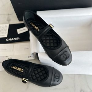 샤넬 24s CC로고 메리제인 슈즈