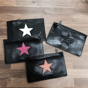 크롬하츠 대거 실버 지퍼 풀러 레더 스타 파우치