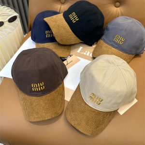 미우미우 자수 로고 코듀로이 볼캡