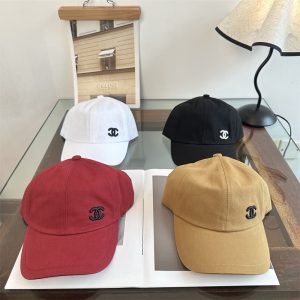 샤넬 CC로고 에쿠르 볼캡