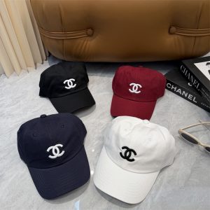 샤넬 CC로고 자수 볼캡