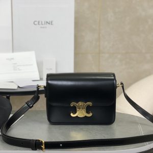 셀린느 샤이니 카프스킨 스몰 트리옹프 백 블랙 188423