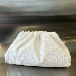 보테가베네타 더 파우치 만두 클러치백 화이트 576227