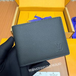 루이비통 마르코 월릿 LV 에어로그램 반지갑 M25945