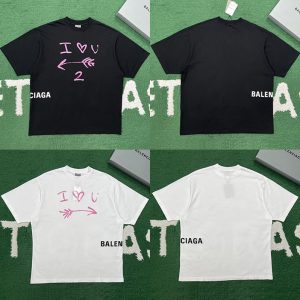 발렌시아가 I<3 U 미디엄 티셔츠