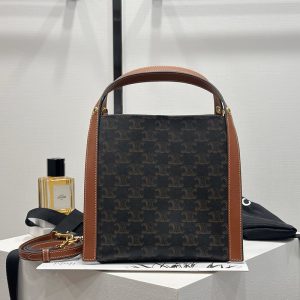 셀린느 스몰 큐보백 트리옹프 캔버스 124182