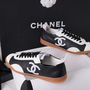 샤넬 26P 카프스킨 엠보스드 스웨이드 스니커즈